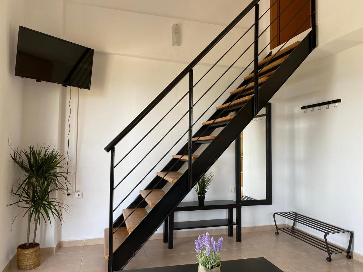 Sofia Studios 尼尔斯吉尼 外观 照片